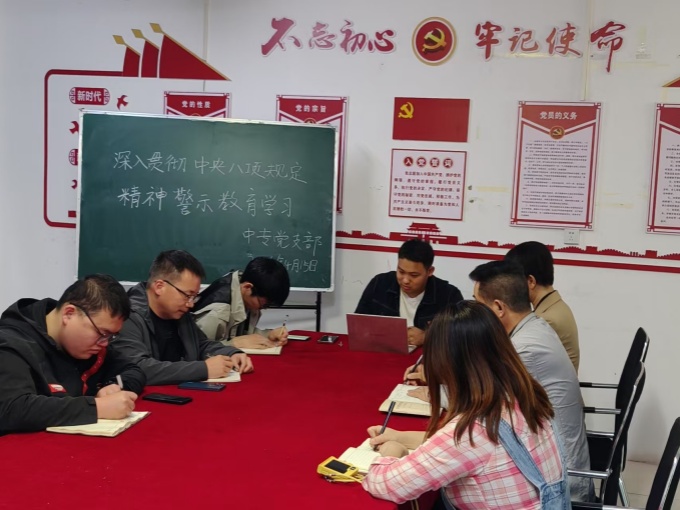 王荣领学照片_副本.jpg